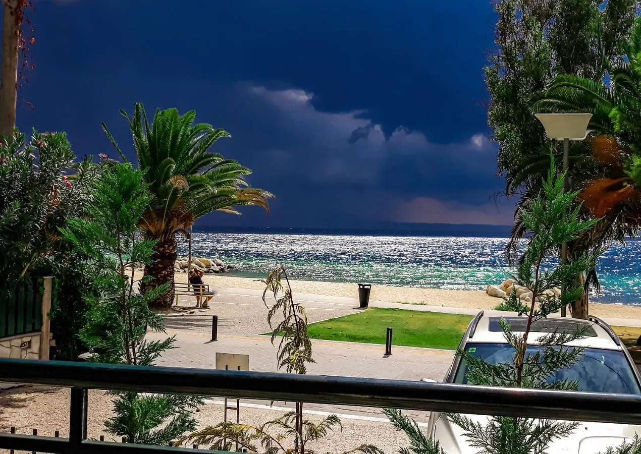 Prázdninový dům Seafront Privilege House Nikiti Beach
