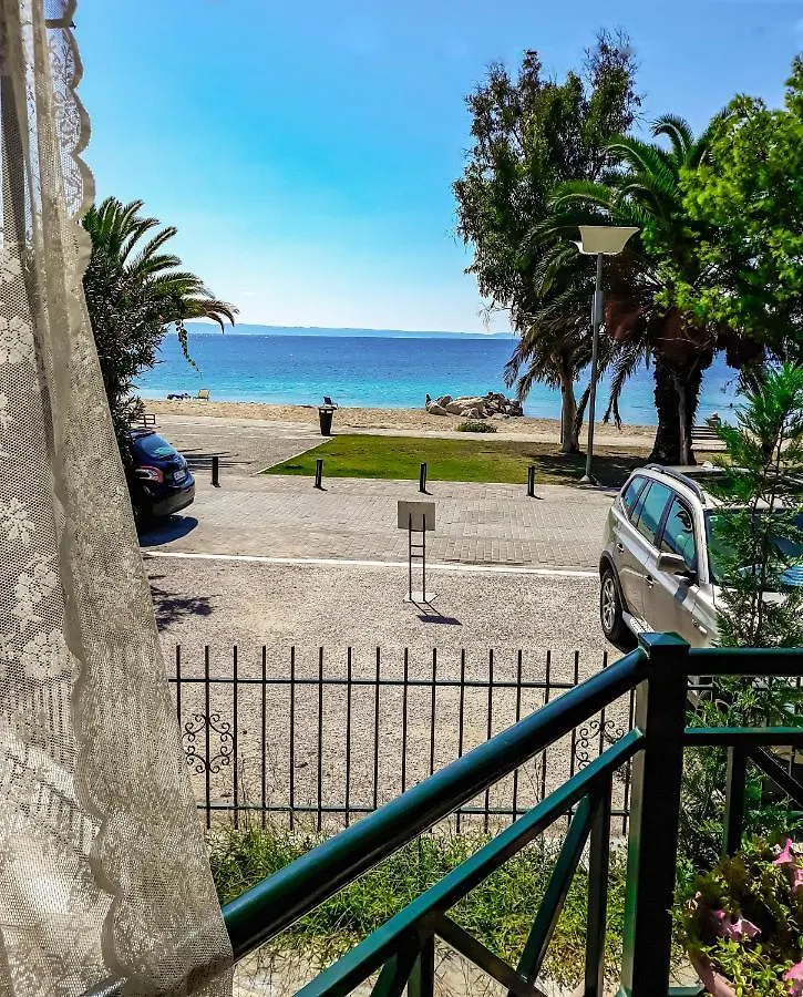 Seafront Privilege House Nikiti Beach