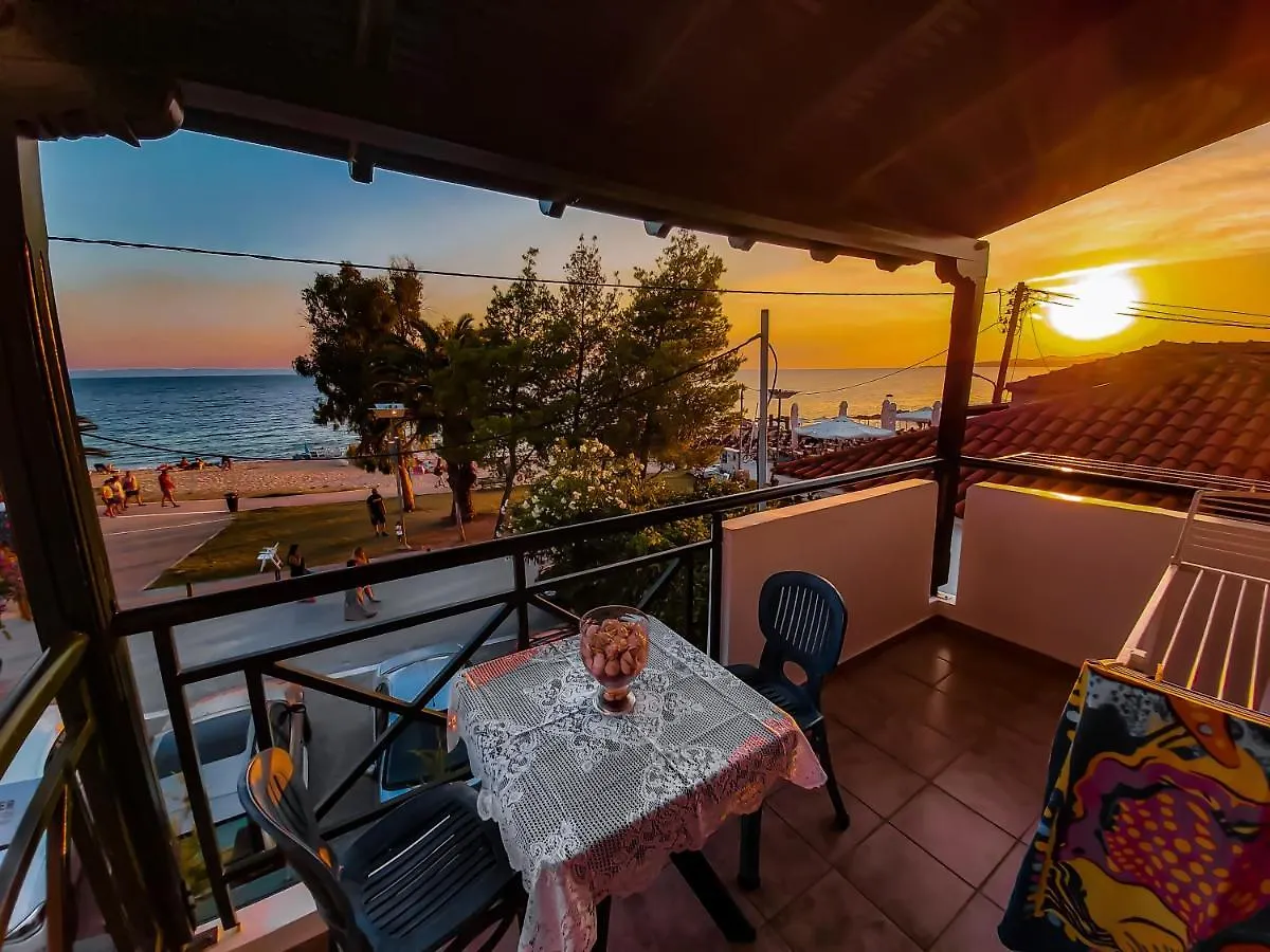 Seafront Privilege House Nikiti Beach Holiday home Nikiti (Sithonia)